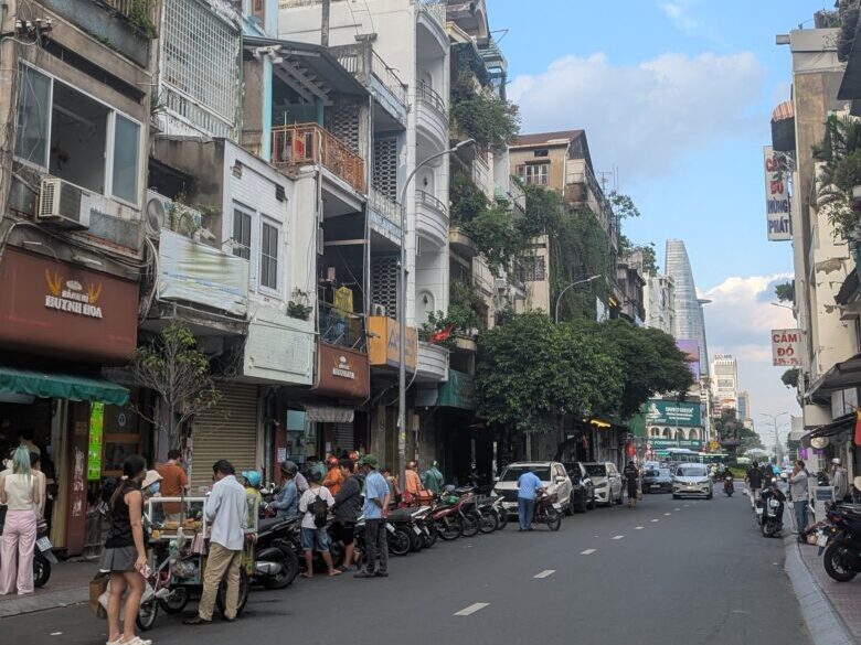 Bánh Mì Huynh Hoa