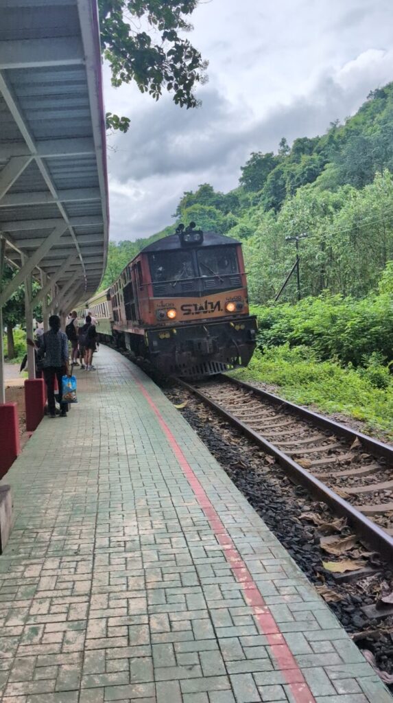 泰面鉄道